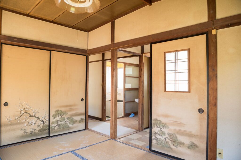 Jak przygotować się do remontu starego domu? Etapy i checklisty